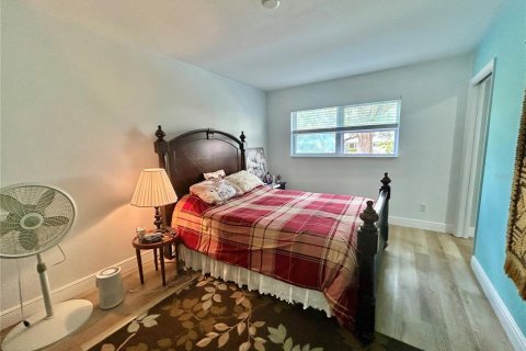 Copropriété à vendre à Clearwater, Floride: 2 chambres, 99.41 m2 № 2115843 - photo 16