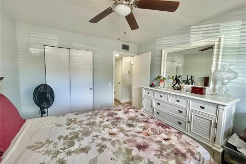 Copropriété à vendre à Clearwater, Floride: 2 chambres, 99.41 m2 № 2115843 - photo 26