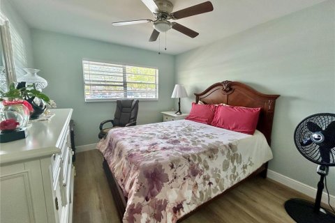 Copropriété à vendre à Clearwater, Floride: 2 chambres, 99.41 m2 № 2115843 - photo 23