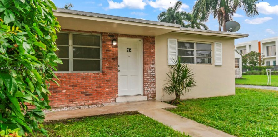 Дом в Майами, Флорида 2 спальни, 162.11м2 № 1992530