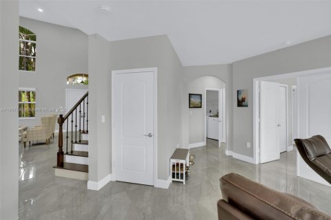 Casa en venta en Miramar, Florida, 4 dormitorios, 269.6 m2 № 1881906 - foto 18