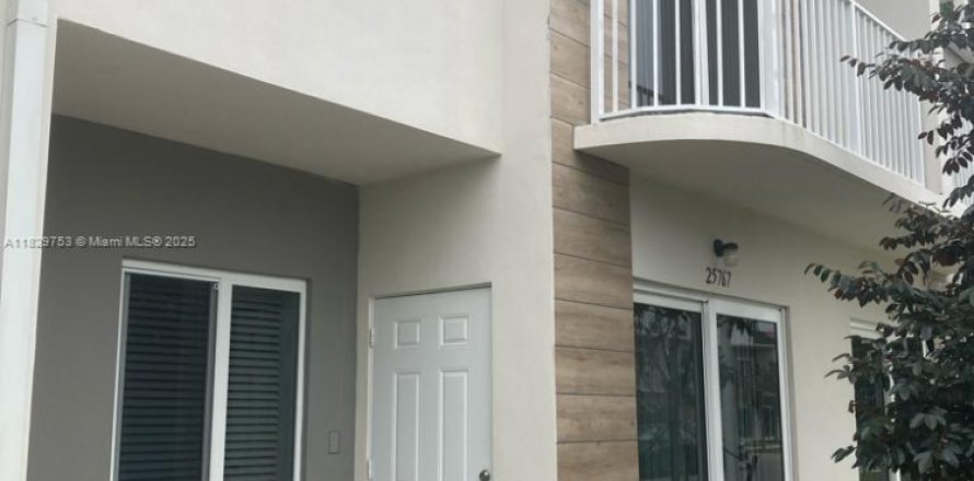 Touwnhouse à Homestead, Floride 3 chambres, 129.88 m2 № 1934388