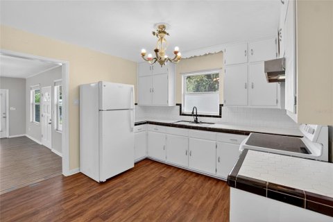 Casa en venta en Plant City, Florida, 2 dormitorios, 157.38 m2 № 1898781 - foto 9