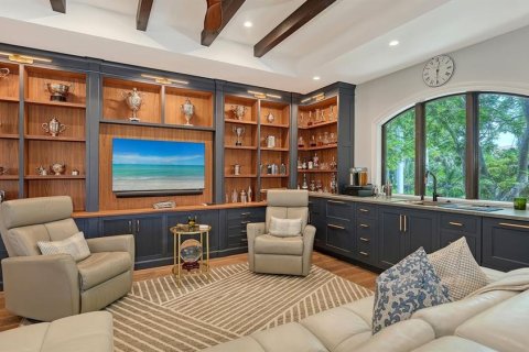 House in Sarasota, Florida 5 bedrooms, 599.68 sq.m. № 1879749 - photo 15