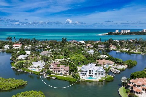 House in Sarasota, Florida 5 bedrooms, 599.68 sq.m. № 1879749 - photo 6