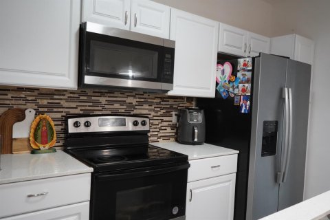 Casa en venta en Fort Lauderdale, Florida, 3 dormitorios, 116.96 m2 № 2177170 - foto 12