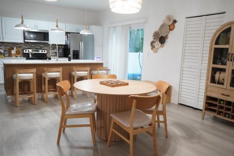 Casa en venta en Fort Lauderdale, Florida, 3 dormitorios, 116.96 m2 № 2177170 - foto 16