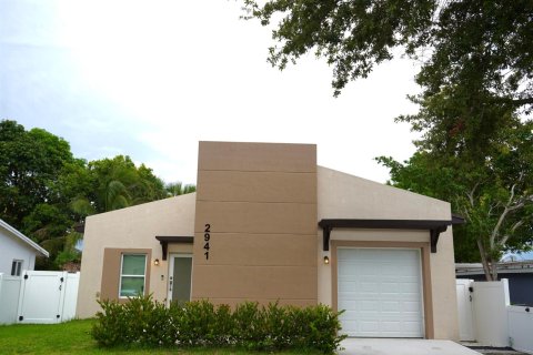 Casa en venta en Fort Lauderdale, Florida, 3 dormitorios, 116.96 m2 № 2177170 - foto 2
