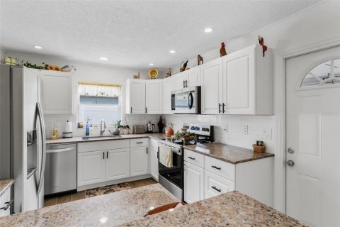 Villa ou maison à vendre à Pinellas Park, Floride: 3 chambres, 104.79 m2 № 1831185 - photo 12