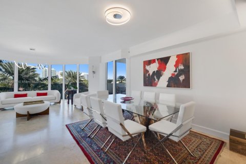 Copropriété à vendre à Sunny Isles Beach, Floride: 3 chambres, 224.82 m2 № 1974639 - photo 25