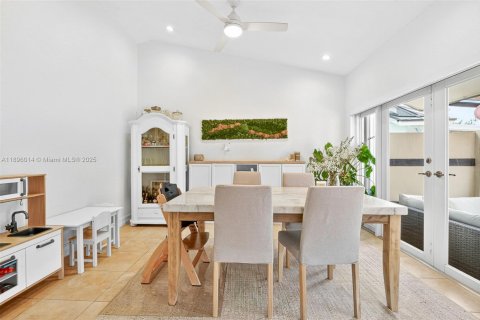 Villa ou maison à vendre à Miami, Floride: 3 chambres, 139.35 m2 № 1954165 - photo 5