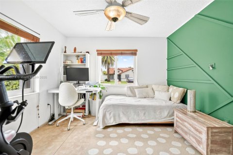 Villa ou maison à vendre à Miami, Floride: 3 chambres, 139.35 m2 № 1954165 - photo 24