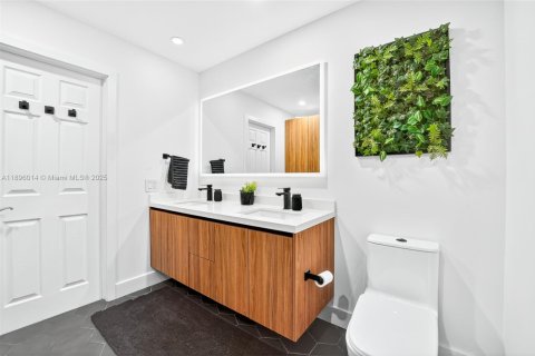 Villa ou maison à vendre à Miami, Floride: 3 chambres, 139.35 m2 № 1954165 - photo 22