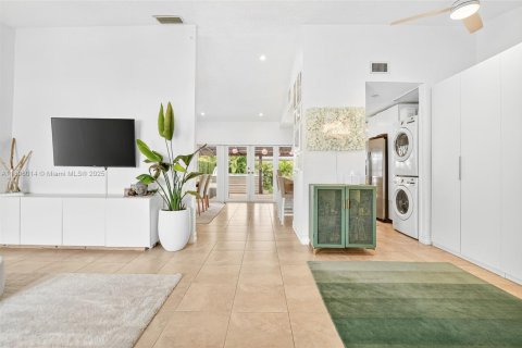 Villa ou maison à vendre à Miami, Floride: 3 chambres, 139.35 m2 № 1954165 - photo 7