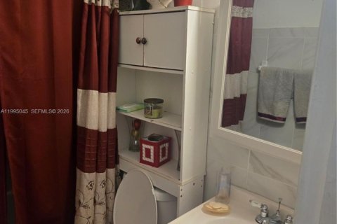 Купить виллу или дом в Майами, Флорида 3 спальни, 98.1м2, № 2058554 - фото 3