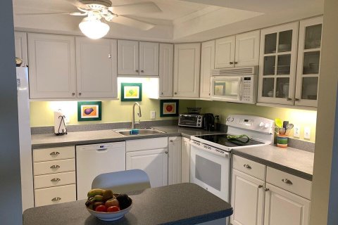 Copropriété à vendre à Lantana, Floride: 2 chambres, 111.48 m2 № 2147376 - photo 7
