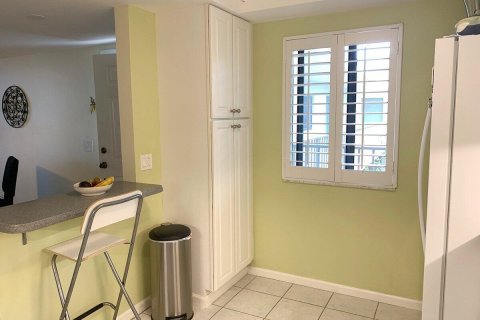 Copropriété à vendre à Lantana, Floride: 2 chambres, 111.48 m2 № 2147376 - photo 9