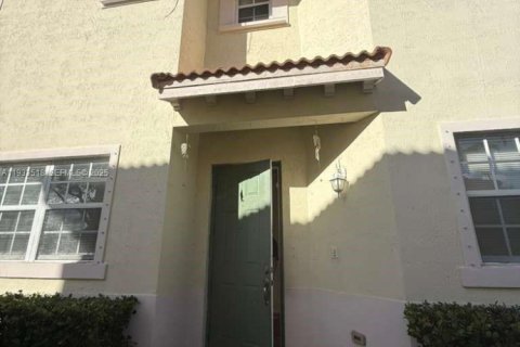 Touwnhouse à louer à Homestead, Floride: 3 chambres, 140.1 m2 № 1991432 - photo 30