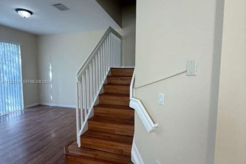 Touwnhouse à louer à Homestead, Floride: 3 chambres, 140.1 m2 № 1991432 - photo 29