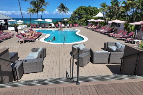 Купить кондоминиум в Майами-Бич, Флорида 1 спальня, 69.68м2, № 1985838 - фото 21