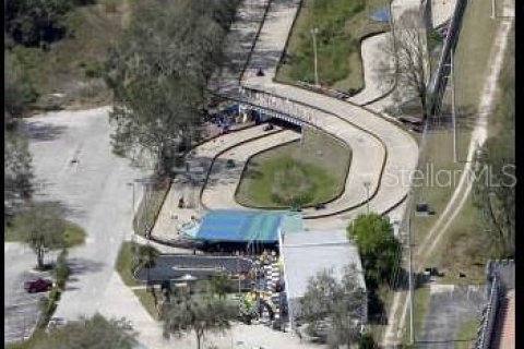 Propiedad comercial en venta en Kissimmee, Florida № 1567882 - foto 7