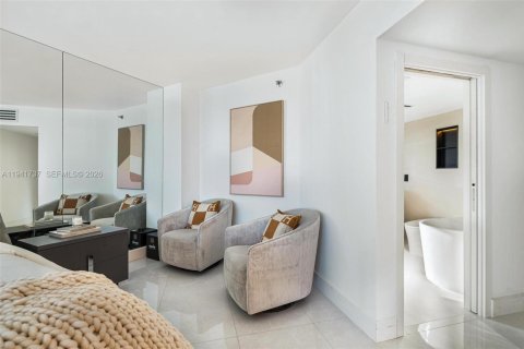 Copropriété à louer à Sunny Isles Beach, Floride: 2 chambres, 163.51 m2 № 1998950 - photo 11