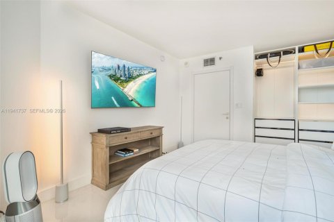 Copropriété à louer à Sunny Isles Beach, Floride: 2 chambres, 163.51 m2 № 1998950 - photo 17