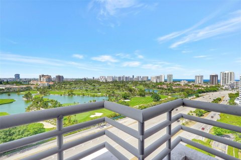 Condo in Aventura, Florida, 2 bedrooms  № 1667682 - photo 7
