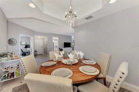 Condo in Port Charlotte, Florida, 2 bedrooms  № 1900487 - photo 23