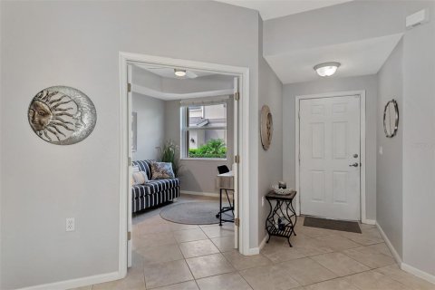 Condo in Port Charlotte, Florida, 2 bedrooms  № 1900487 - photo 4