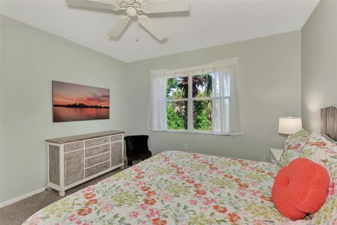 Condo in Port Charlotte, Florida, 2 bedrooms  № 1900487 - photo 28