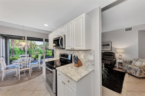 Condo in Port Charlotte, Florida, 2 bedrooms  № 1900487 - photo 19