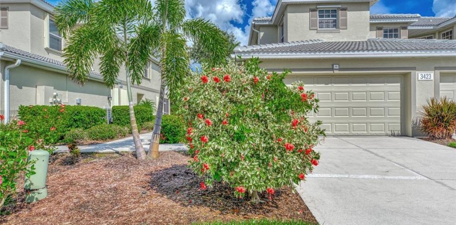 Condo in Port Charlotte, Florida, 2 bedrooms № 1900487