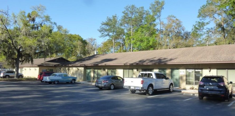 Propiedad comercial en Gainesville, Florida 104.05 m2 № 1113843