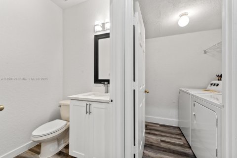 Townhouse in Homestead, Florida 4 bedrooms, 172.05 sq.m. № 1887945 - photo 9