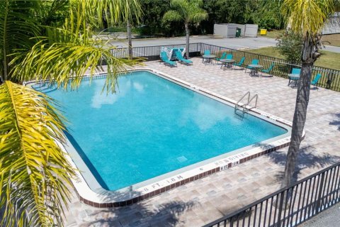Hôtel, hôtellerie à vendre à Kissimmee, Floride: 1738.76 m2 № 2413561 - photo 12