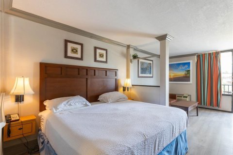 Hôtel, hôtellerie à vendre à Kissimmee, Floride: 1738.76 m2 № 2413561 - photo 25