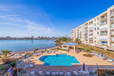 Condominio en venta en South Pasadena, Florida, 2 dormitorios, 106.37 m2 № 1909216 - foto 15