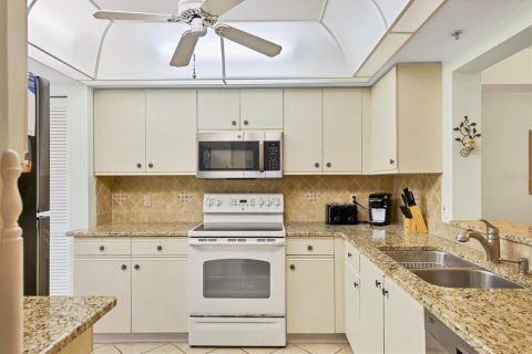 Condominio en venta en Bradenton, Florida, 2 dormitorios, 112.13 m2 № 1736453 - foto 13