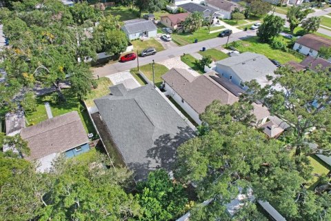 Villa ou maison à vendre à Tampa, Floride: 4 chambres, 199.93 m2 № 2420518 - photo 30