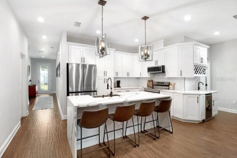 Villa ou maison à vendre à Tampa, Floride: 4 chambres, 199.93 m2 № 2420518 - photo 14