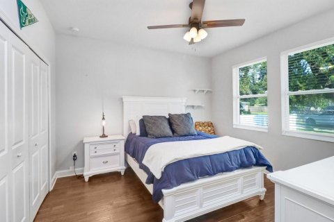 Villa ou maison à vendre à Tampa, Floride: 4 chambres, 199.93 m2 № 2420518 - photo 3