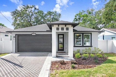 Villa ou maison à Tampa, Floride 4 chambres, 199.93 m2 № 2420518