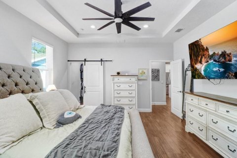Villa ou maison à vendre à Tampa, Floride: 4 chambres, 199.93 m2 № 2420518 - photo 9