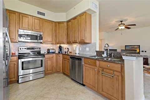 Condominio en alquiler en Bradenton, Florida, 3 dormitorios, 165.92 m2 № 466693 - foto 8