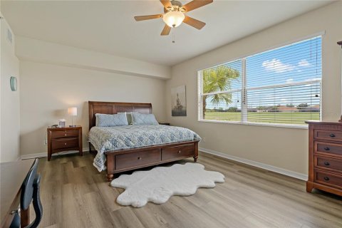 Condominio en alquiler en Bradenton, Florida, 3 dormitorios, 165.92 m2 № 466693 - foto 9