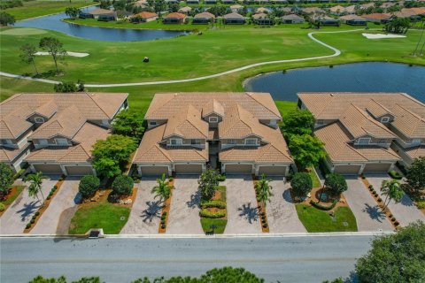 Condominio en alquiler en Bradenton, Florida, 3 dormitorios, 165.92 m2 № 466693 - foto 5