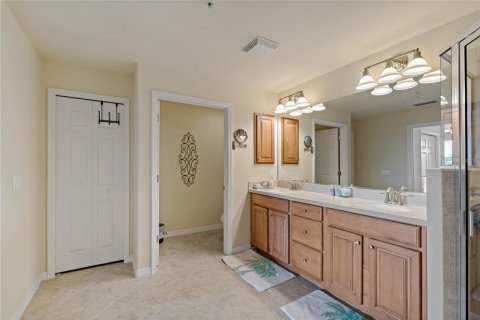Condominio en alquiler en Bradenton, Florida, 3 dormitorios, 165.92 m2 № 466693 - foto 27