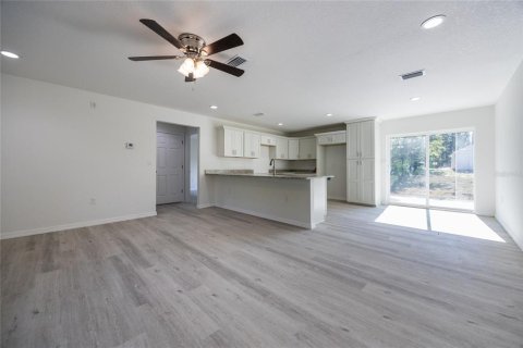 House in Ocklawaha, Florida 3 bedrooms, 115.2 sq.m. № 1832790 - photo 5