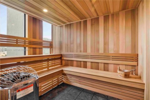 Apartamento en alquiler en Miami, Florida, 1 dormitorio, 65.22 m2 № 2004140 - foto 10